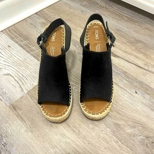 Tom’s black wedge sandals 9.5